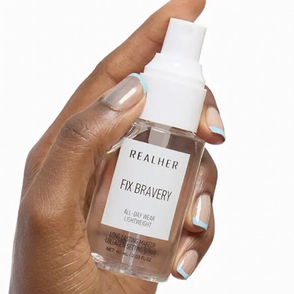 NIP REALHER  Fix Bravery - Long Lasting Makeup Collagen Setting Spray (Travel) - Picture 1 of 1